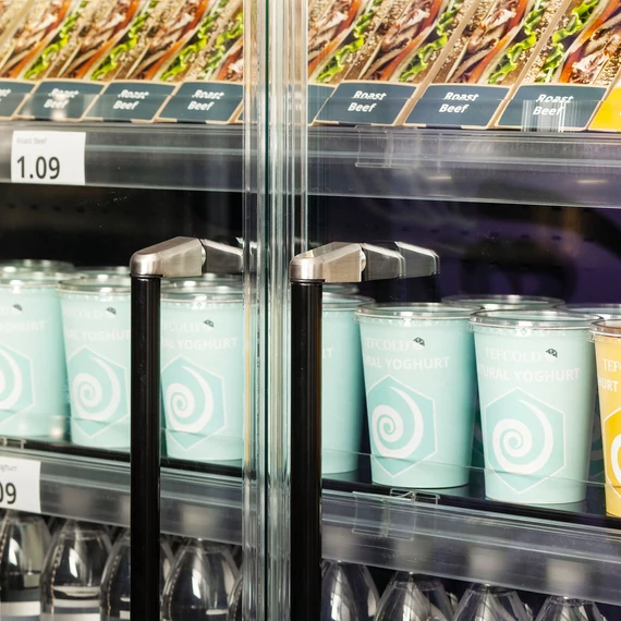 Galaxy+ Fekete Szupermarket többpolcos hűtő – 1258 L – 4 ajtós