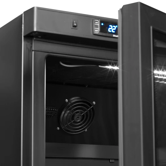 Bemutató hűtő – 570 L – fekete külső és belső