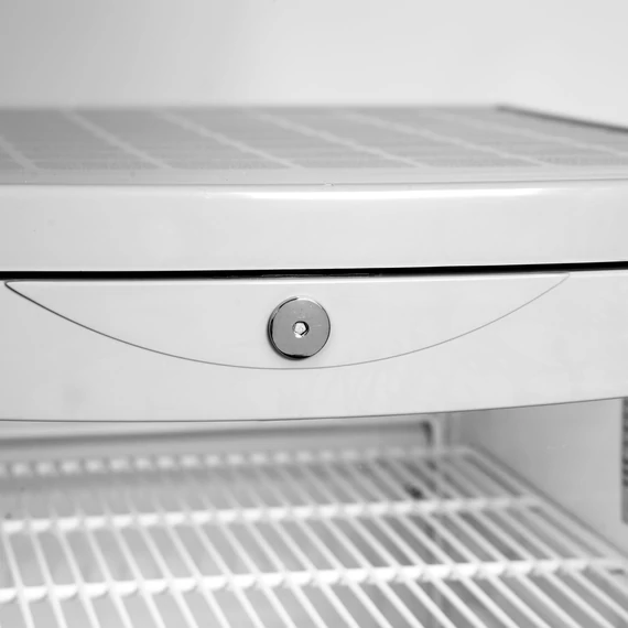 Ventillációs italhűtő – 105 L – fehér