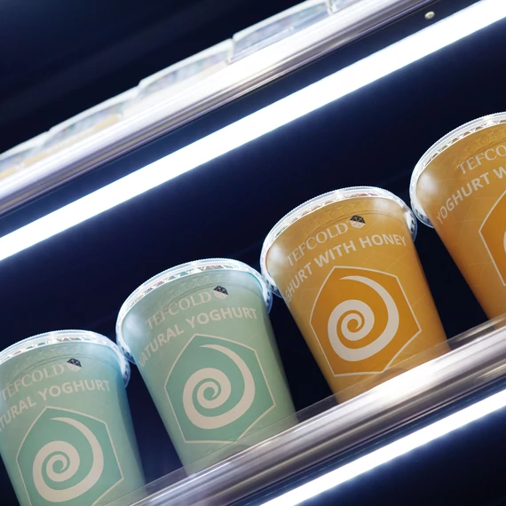 Szupermarket többpolcos hűtő – 764 L – 2 ajtós